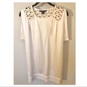 Lovely white French Connection dress • 100% Silk